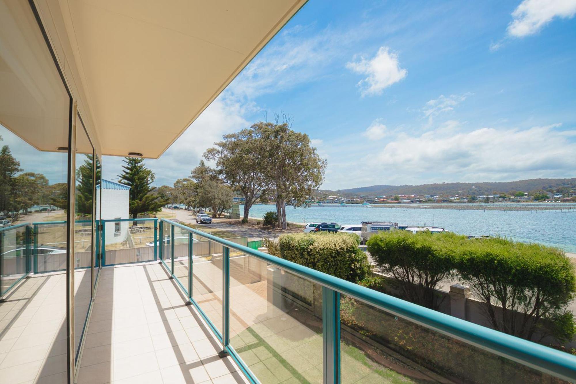 The Retreat Lakeside Merimbula Exteriör bild